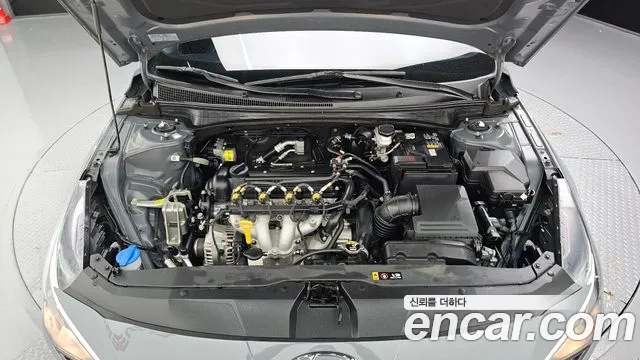 Hyundai Avante — Фото автомобиля 6