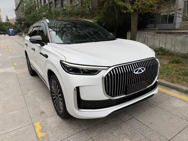 Chery Tiggo 9 — Фото автомобиля 3