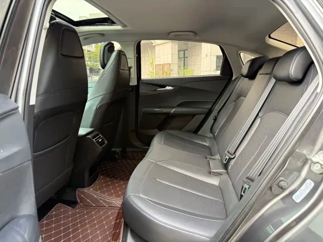Changan Eado — Фото автомобиля 6