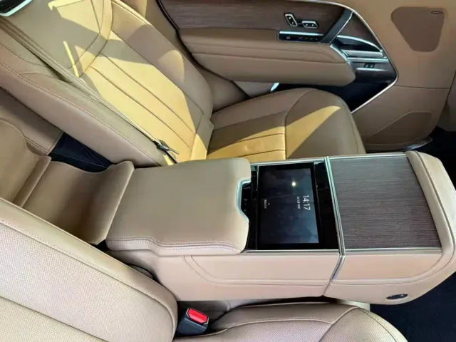 Land Rover Range Rover — Фото автомобиля 9