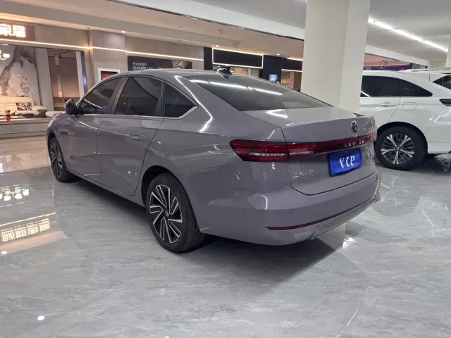Volkswagen Lavida — Фото автомобиля 6