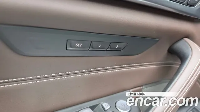 BMW 5 Series G30 — Фото автомобиля 30