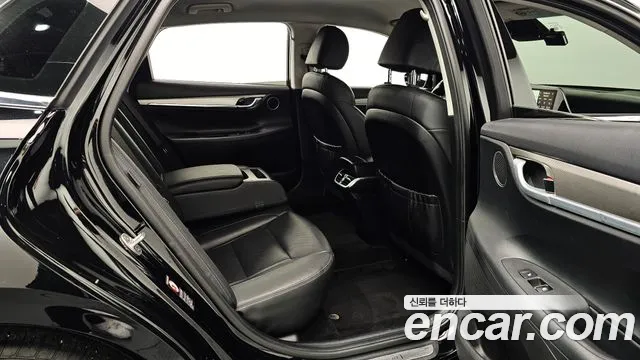 Hyundai Grandeur (New) Hybrid — Фото автомобиля 12