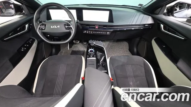 Kia EV6 — Фото автомобиля 7