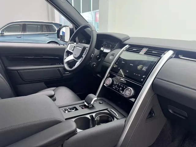 Land Rover Discovery — Фото автомобиля 18