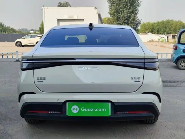 BYD Seal 07 DM-i — Фото автомобиля 5