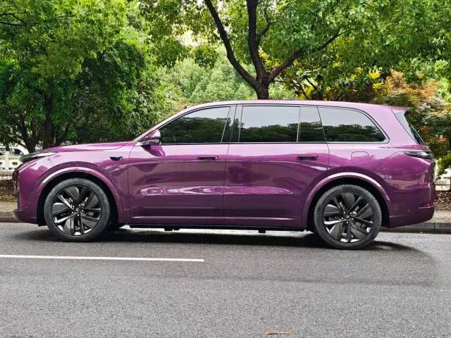 Li Auto L9 — Фото автомобиля 18