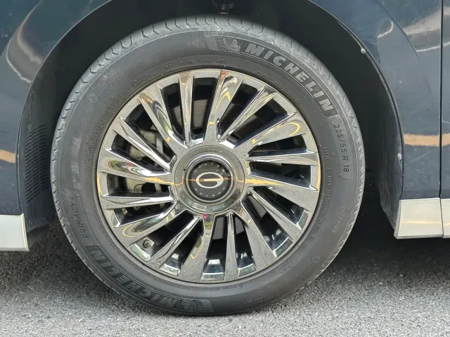 GAC Trumpchi M8 — Фото автомобиля 7