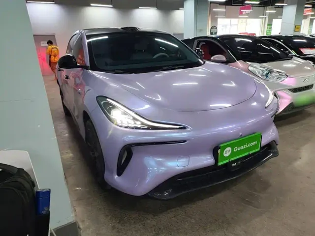IM Motors LS6 — Фото автомобиля 3