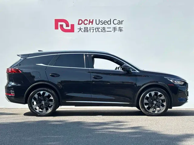 BYD Tang — Фото автомобиля 3