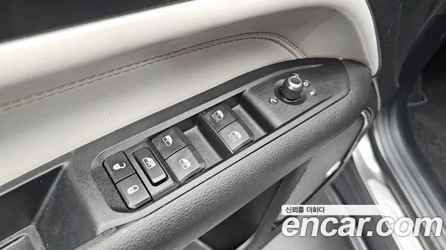 Jeep Compass — Фото автомобиля 30
