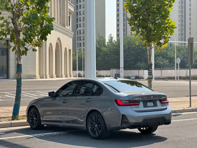 BMW 3 Series — Фото автомобиля 15