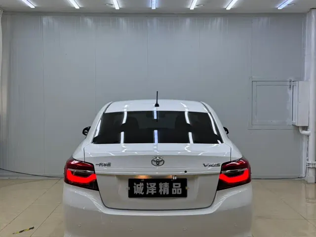 Toyota Vios — Фото автомобиля 5