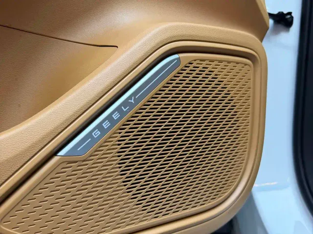 Geely Galaxy L7 — Фото автомобиля 14