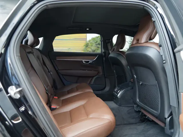 Volvo S90 — Фото автомобиля 6