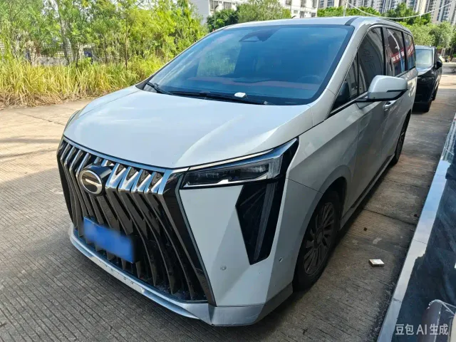 Фотография автомобиля — GAC Trumpchi M8