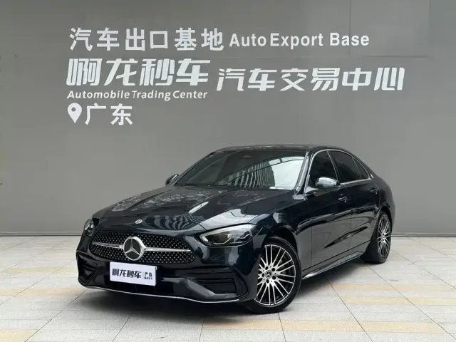 Фотография автомобиля — Mercedes-Benz C-Class