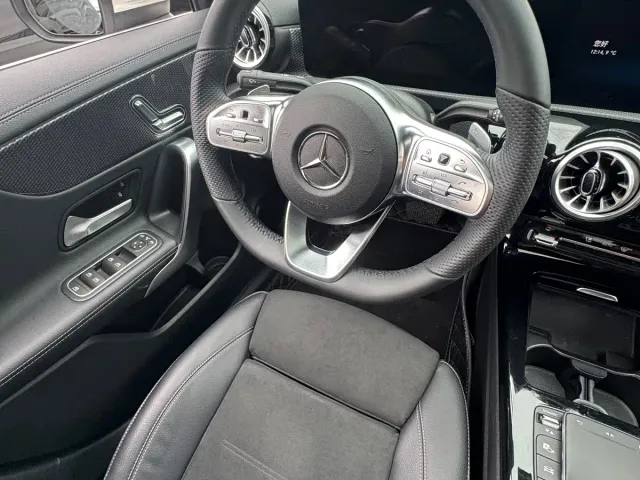 Mercedes-Benz A-Class — Фото автомобиля 8