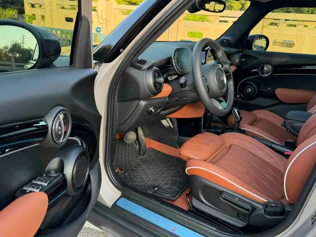 MINI Hatch — Фото автомобиля 7