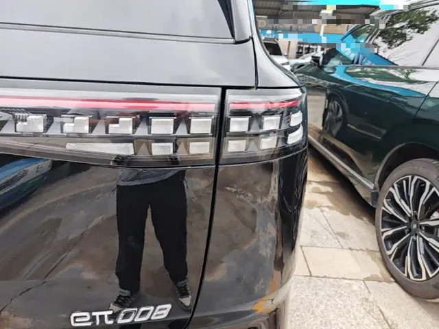 Dongfeng eπ 008 — Фото автомобиля 7
