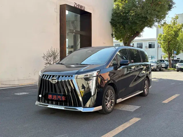 Фотография автомобиля — GAC Trumpchi M8