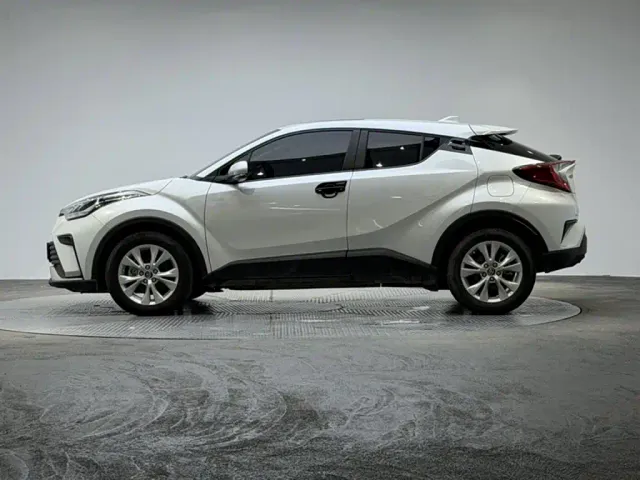 Toyota IZOA — Фото автомобиля 4