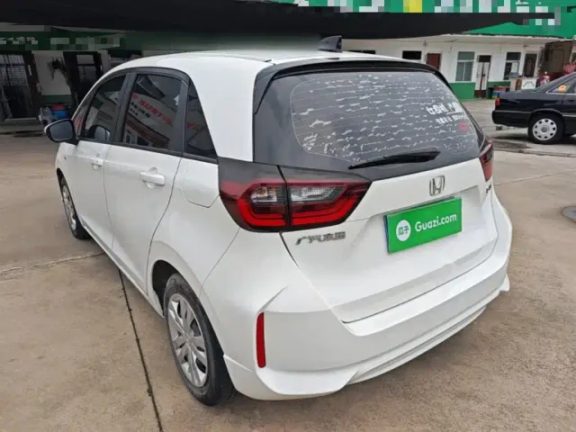 Honda Fit — Фото автомобиля 4