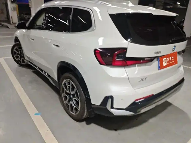 BMW X1 — Фото автомобиля 3