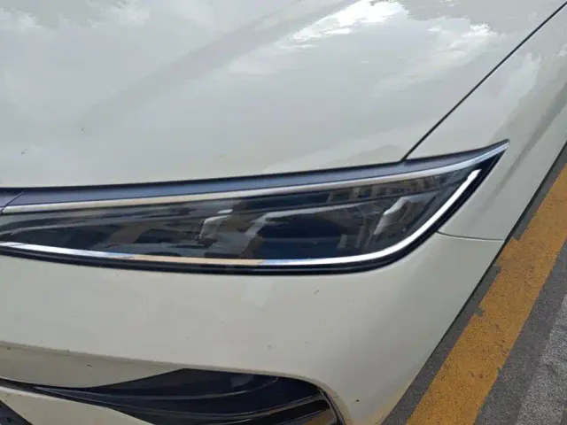 BYD Song Ultra — Фото автомобиля 5