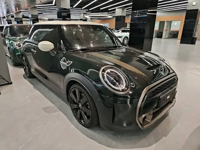 MINI Hatch — Фото автомобиля 3