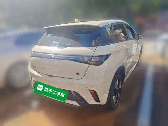 BYD Dolphin — Фото автомобиля 6