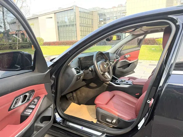 BMW 3 Series — Фото автомобиля 6