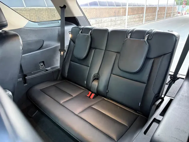 Ford Explorer — Фото автомобиля 17