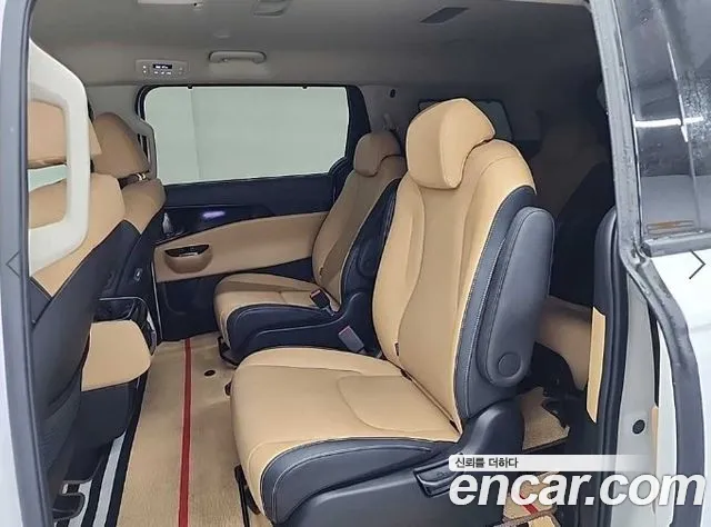 Kia Canival Carnival 4 поколение Бензин 9 мест Signature — Фото автомобиля 12