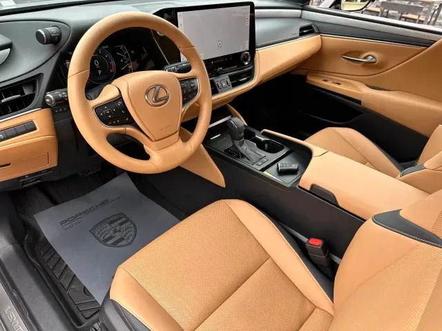 Lexus ES — Фото автомобиля 6