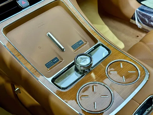 Maextro S800 — Фото автомобиля 8