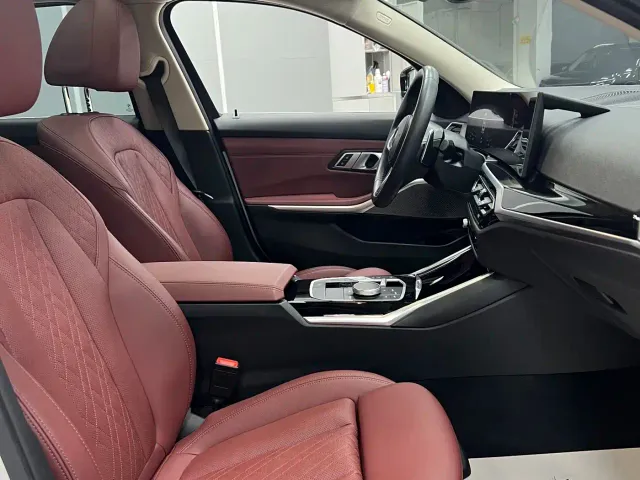 BMW 3 Series — Фото автомобиля 12