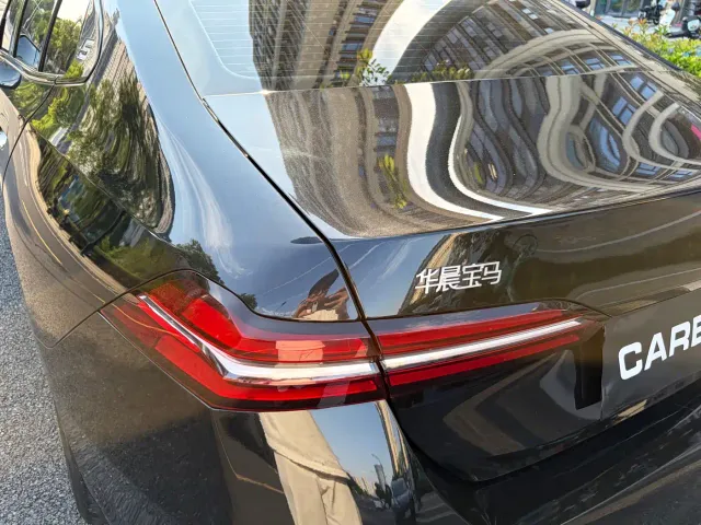 BMW 5 Series — Фото автомобиля 7