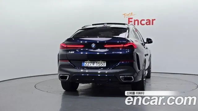 BMW X6 xDrive40i M Sport — Фото автомобиля 3