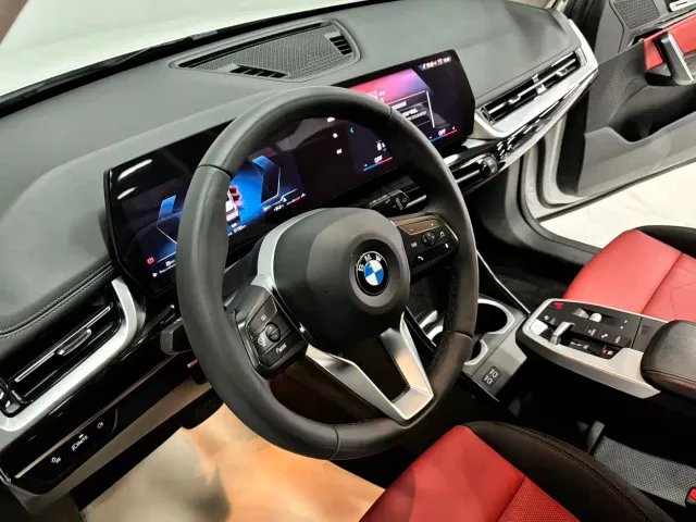 BMW X1 — Фото автомобиля 8