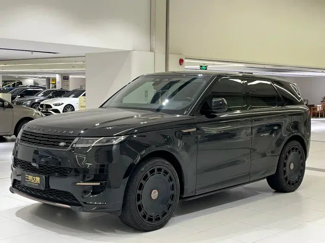Land Rover Range Rover Sport — Фото автомобиля 5