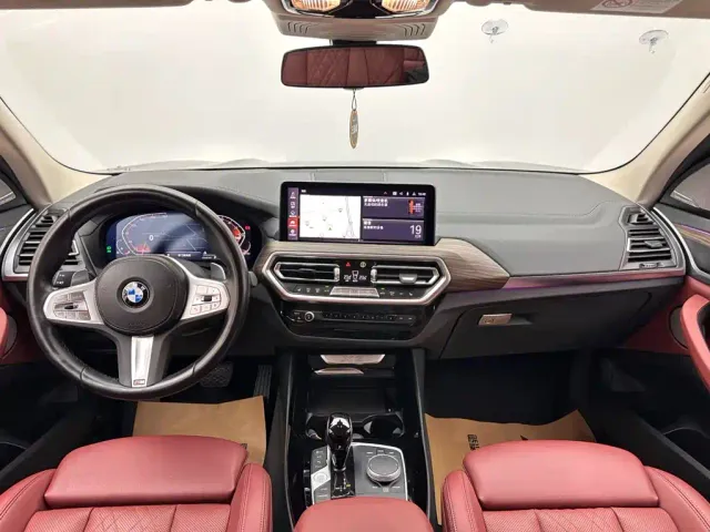BMW X3 — Фото автомобиля 10