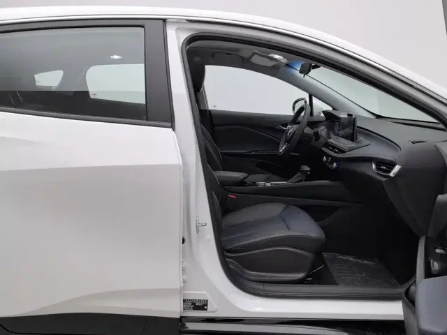 Buick Velite 6 — Фото автомобиля 23