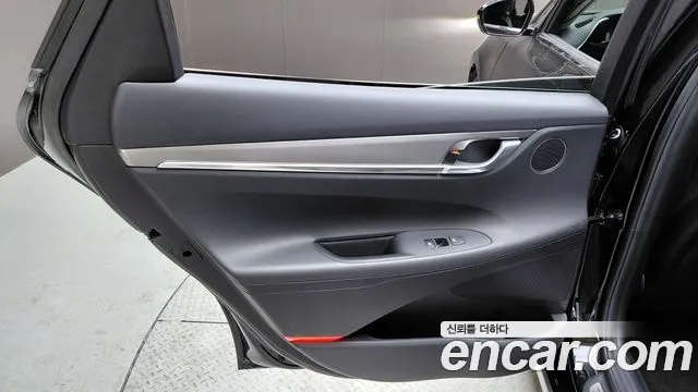 Hyundai Grandeur Новый Grandeur IG — Фото автомобиля 24