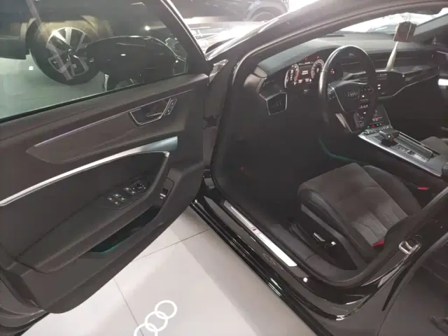 Audi A6L — Фото автомобиля 15