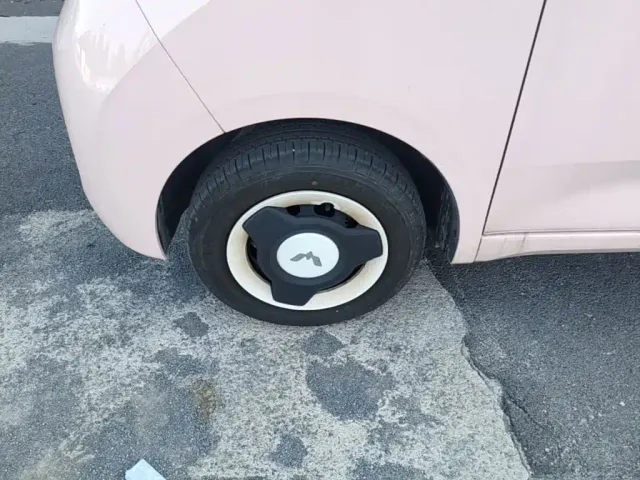 Wuling Hongguang Mini EV — Фото автомобиля 22