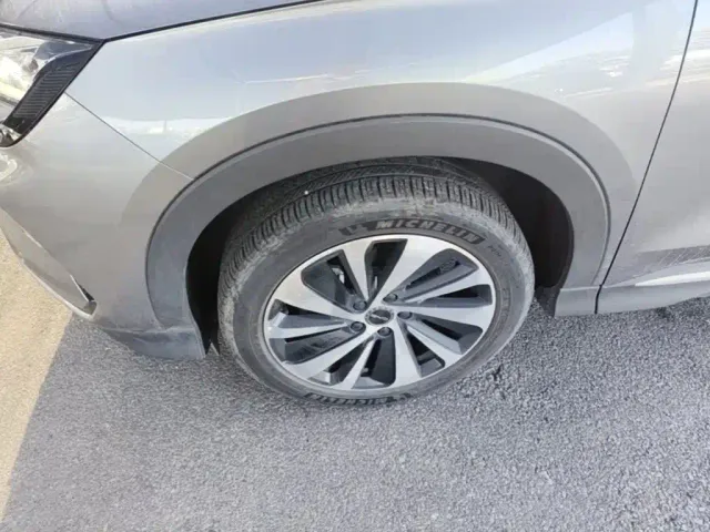 BYD Song PLUS — Фото автомобиля 22