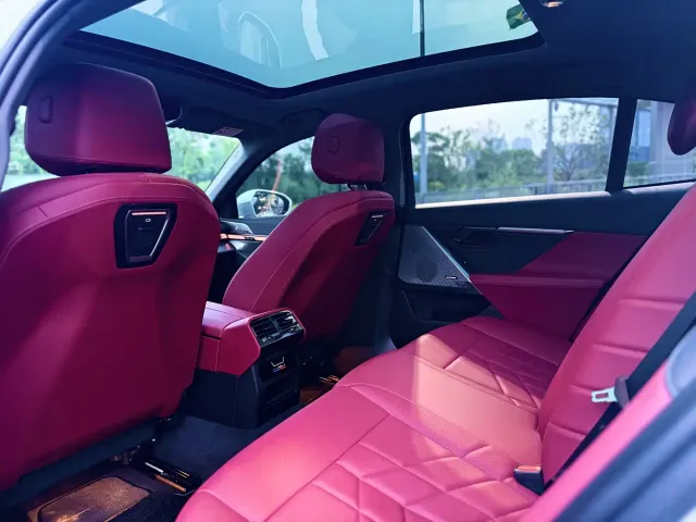 BMW 5 Series — Фото автомобиля 17
