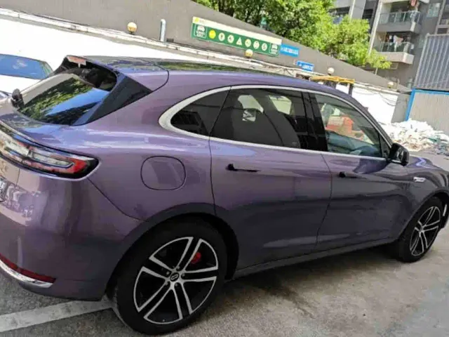 Aito M5 — Фото автомобиля 2