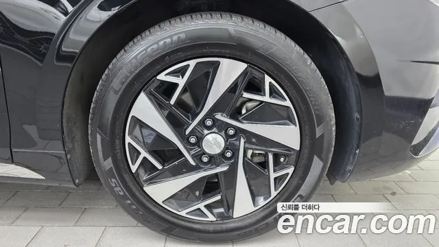 Hyundai Grandeur (New) Hybrid — Фото автомобиля 6